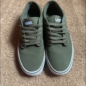 Men’s size 11 Vans sneakers